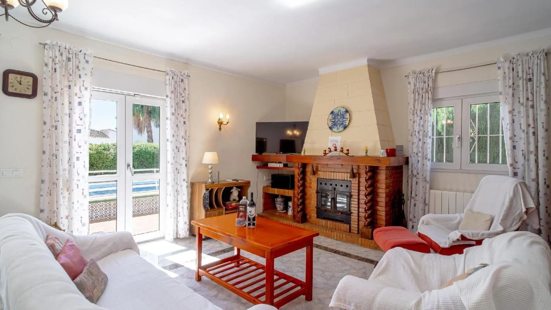 Ferienhaus Mit Privatpool Fuer 5 Personen Ca 100 Qm In Nerja, Andalusien Costa Del Sol 0*, Nerja Spain